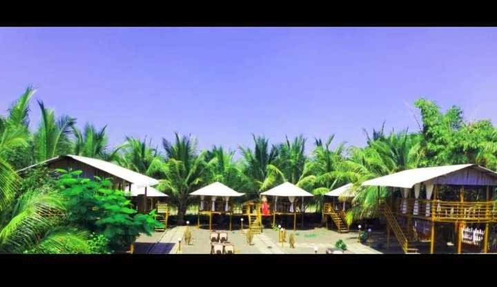 Oyo 81018 Moonlight Farm Stays Solapur Dış mekan fotoğraf